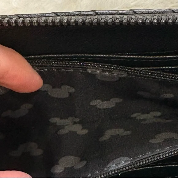 LOUNGEFLY Disney Parks Quilted Wallet Black